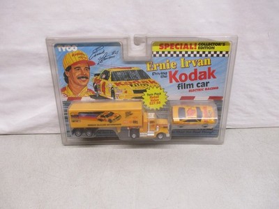 Tyco Ernie Irvan Kodak Magnum 440-X2 Slot Car and Tractor Trailer