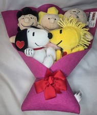Peanuts Gang 14" Plush Bouquet Snoopy Woodstock Charlie Brown Lucy Sally