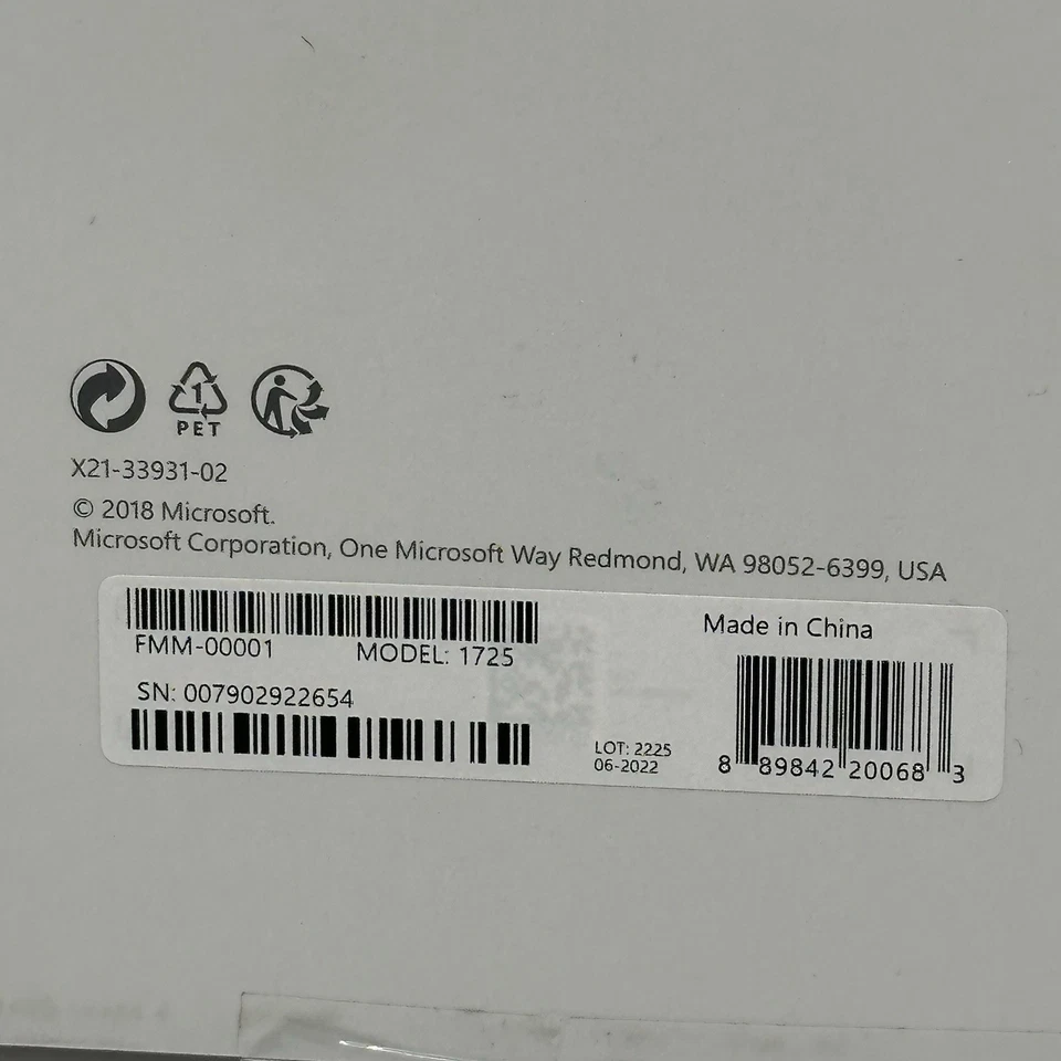 Cubierta tipo teclado magnético Microsoft Surface Pro FMM-00001 modelo 1725 gris Foto 3 de 4