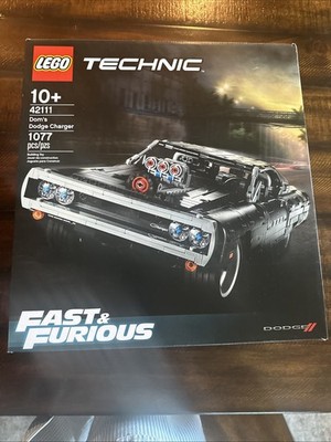 LEGO TECHNIC: Dom's Dodge Charger (42111)