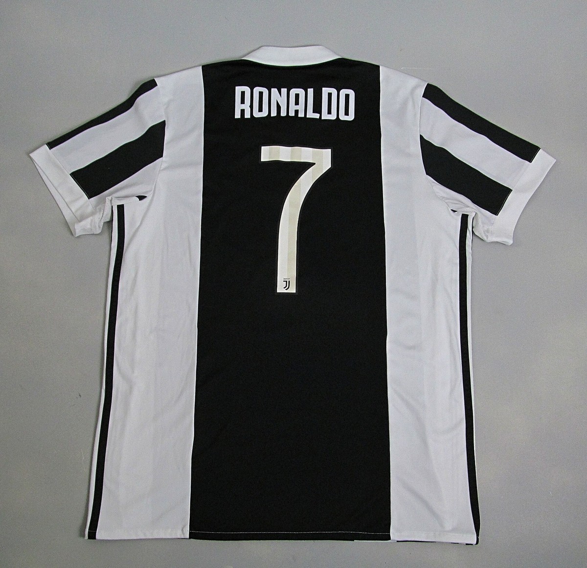 ユベントス RONALDO 7番 Amazon.co.jp: fasedate クリスティアーノ・ロナウド