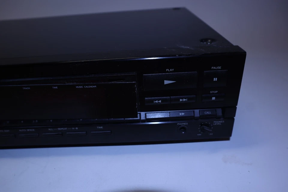 Denon DCD-620 Vintage Audiophile Single CD Player Tested Working NO Remote - Image 4 of 4