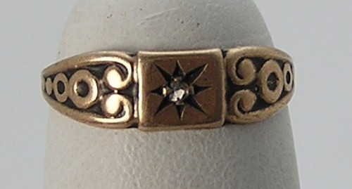 Antiker viktorianischer 10K Gelbgold Baby Diamant Ring leicht roséfarben Gold Gr.1