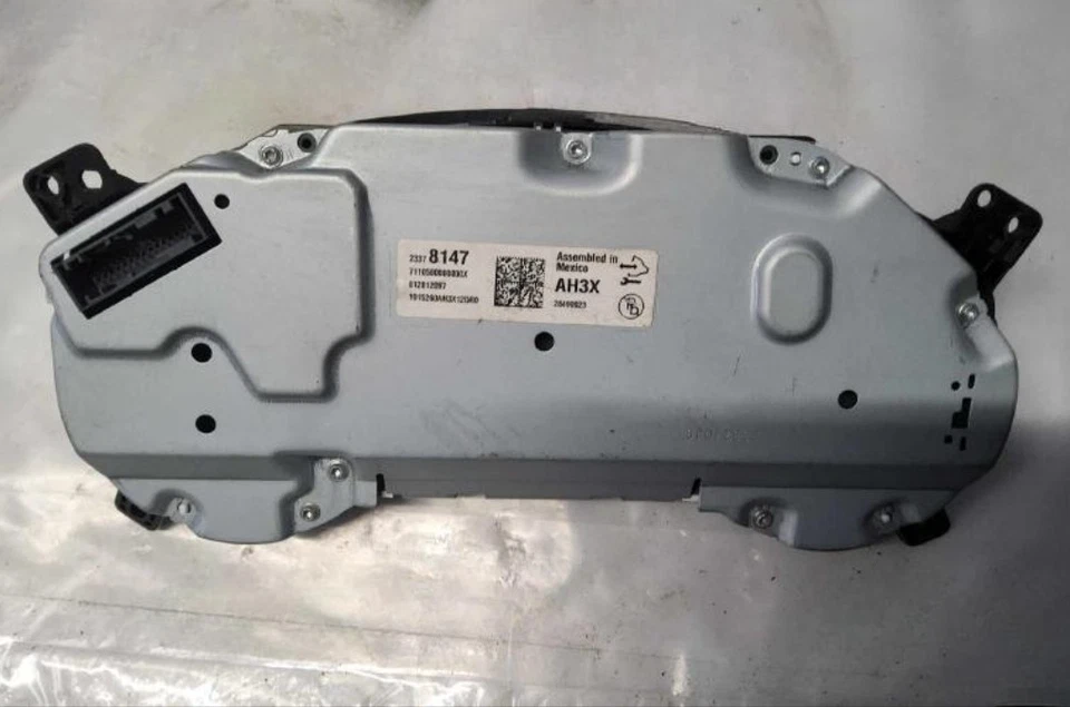 2015-2016 Cadillac SRX 3.6L Speedometer Tachometer Instrument Cluster MPH Oem Foto 2 de 4