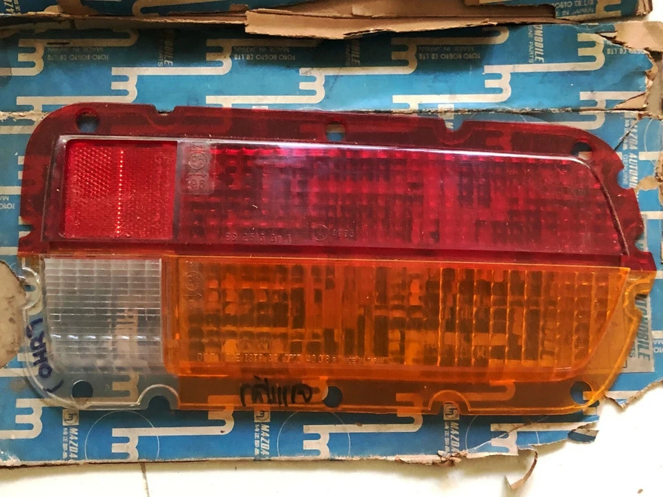 FIT IKI MAZDA RX2 616 ROTARY SEDAN CAPELLA REAR TAIL LIGHT 1973 - Image 3 of 4