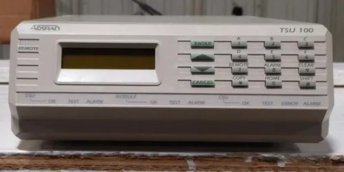 AdTran TSU 100  1200.052L1 Channel Service Unit