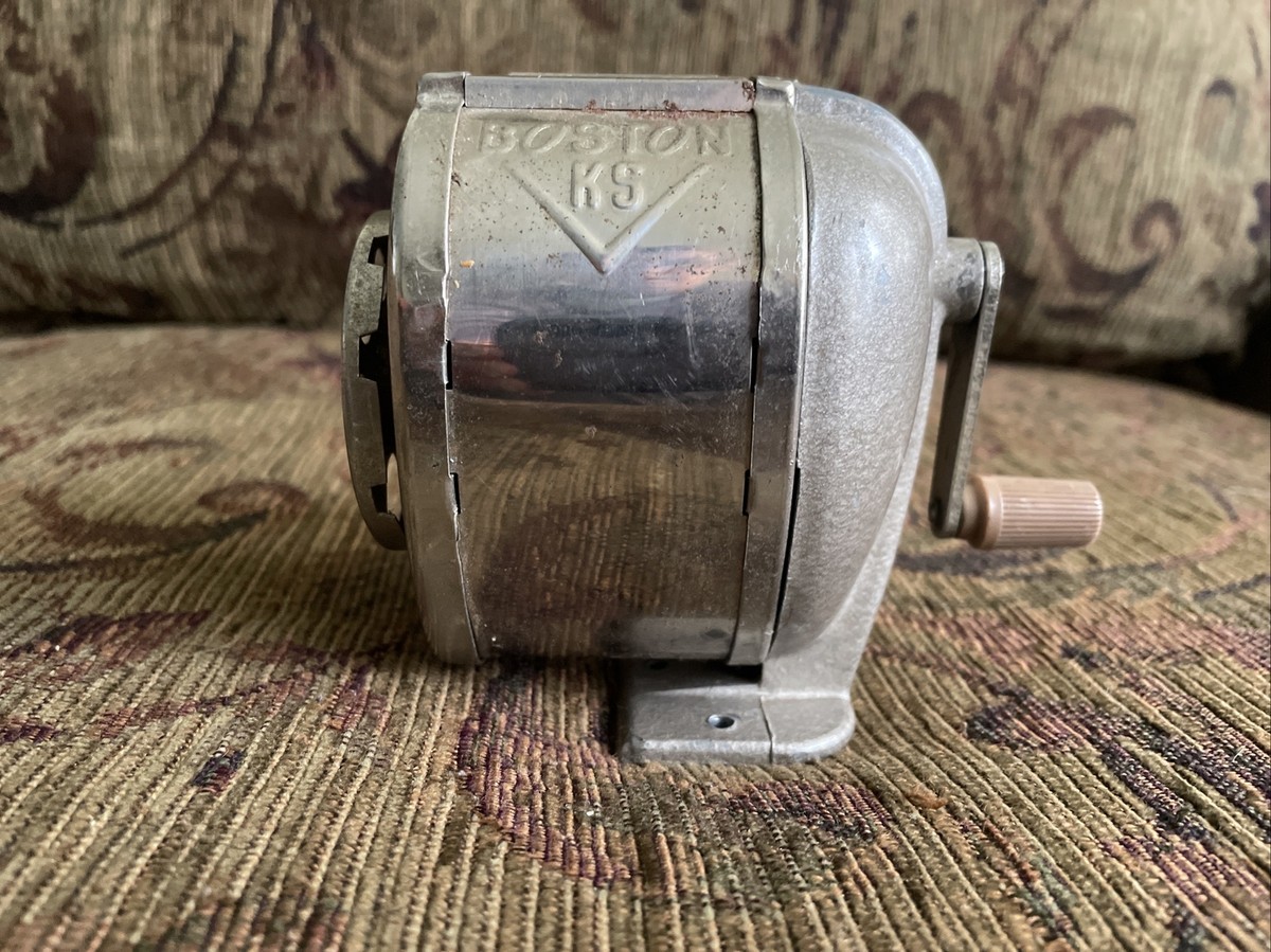 その他 BOSTON  PENCIL SHARPENER Vintage BOSTON L Manual PENCIL SHARPENER w/Hand Crank- 1950