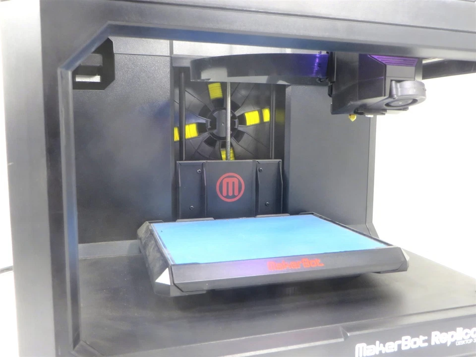 Makerbot Replicator Desktop 3D Printer - Good Working Condition - Image 3 of 4