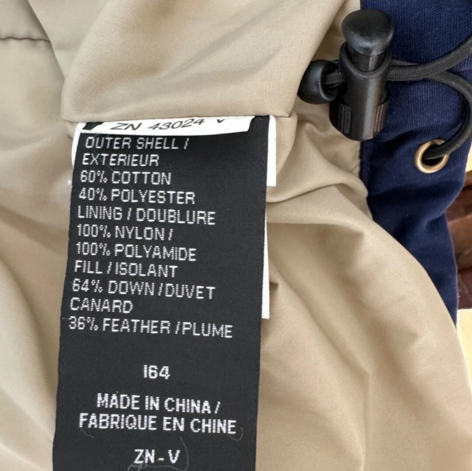 Jaqueta de esqui Helly Hansen com capuz meninos tamanho 164 para 13-14 anos azul para baixo em excelente estado usado - Imagem 4 de 4