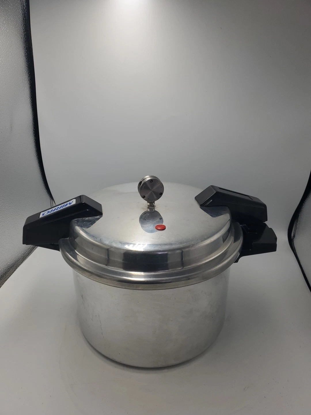 Vtg Mirro-Matic M-0598 8 Qt Aluminum Pressure Cooker / Canner Complete
