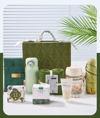 PREMIUM Self-Care Gift Box-Customise It By Yourself - A Max 5 Products