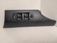 Driver Front Door Switch Driver's Master Fits 09-11 LR2 1971788