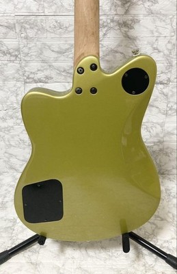 ギター Fender Toronado GT HH 5.1-bodyvert-fender-toronado-