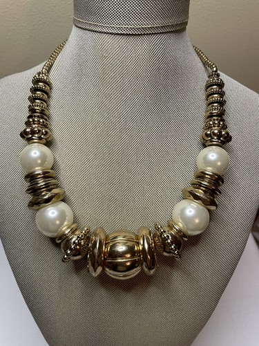 Chunky Oversized Gold Tone Faux Pearl Statement Necklace