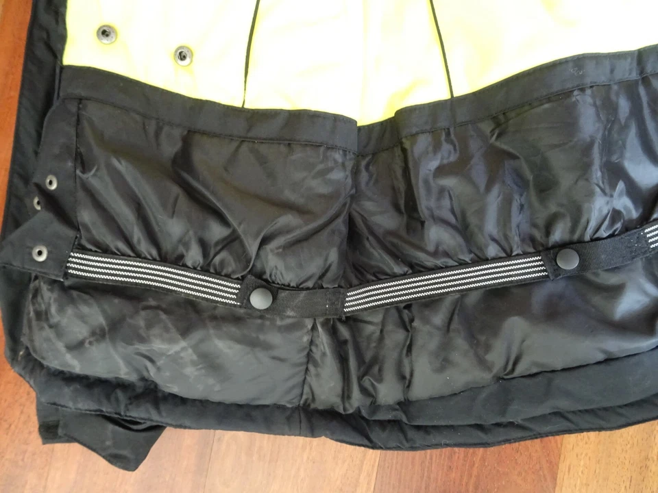 Neue Regenjacke M 170/176 Neu ohne Nutzung!! Preisvorschlag gewünscht!!! - Bild 4 von 4