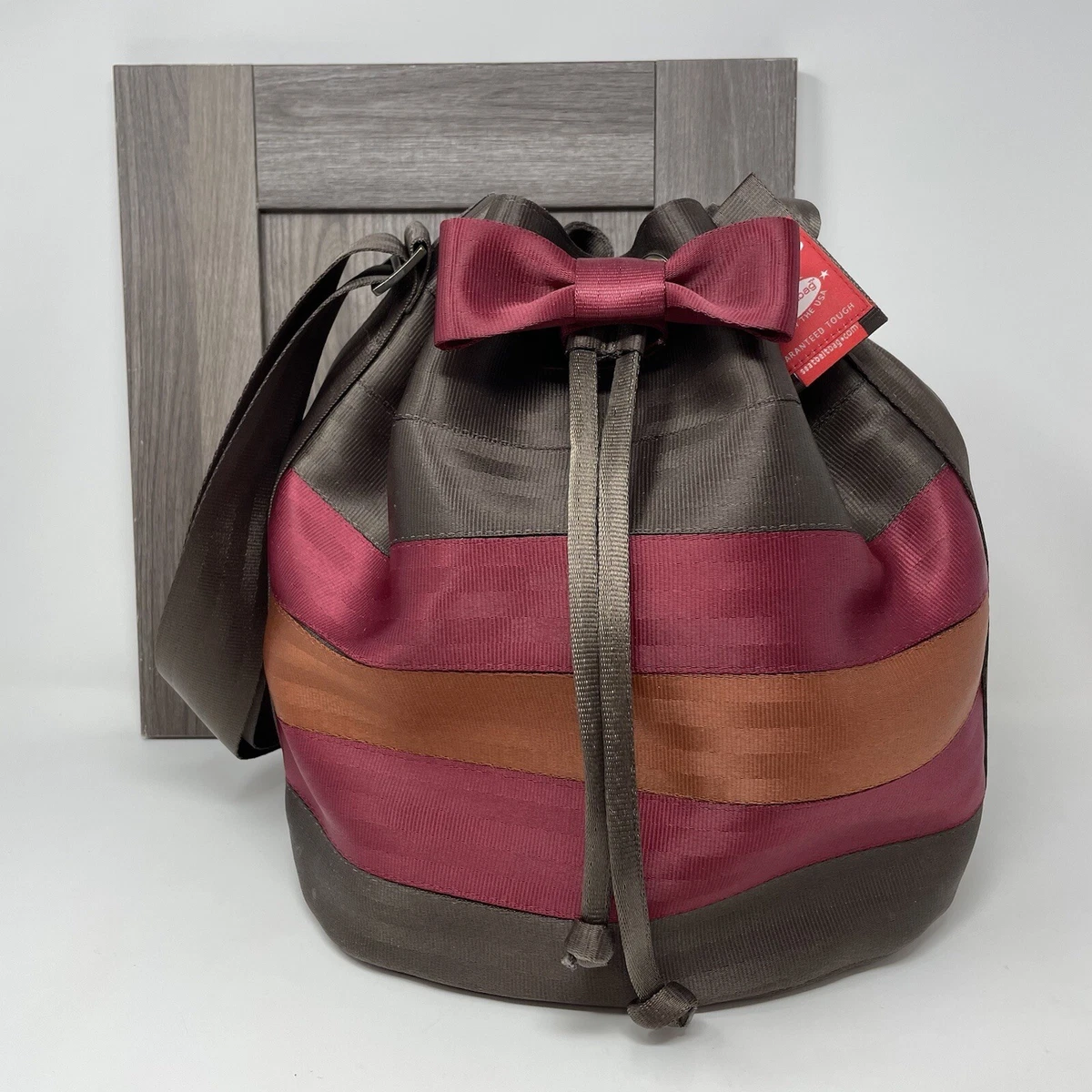 Berkeley shop bucket bag