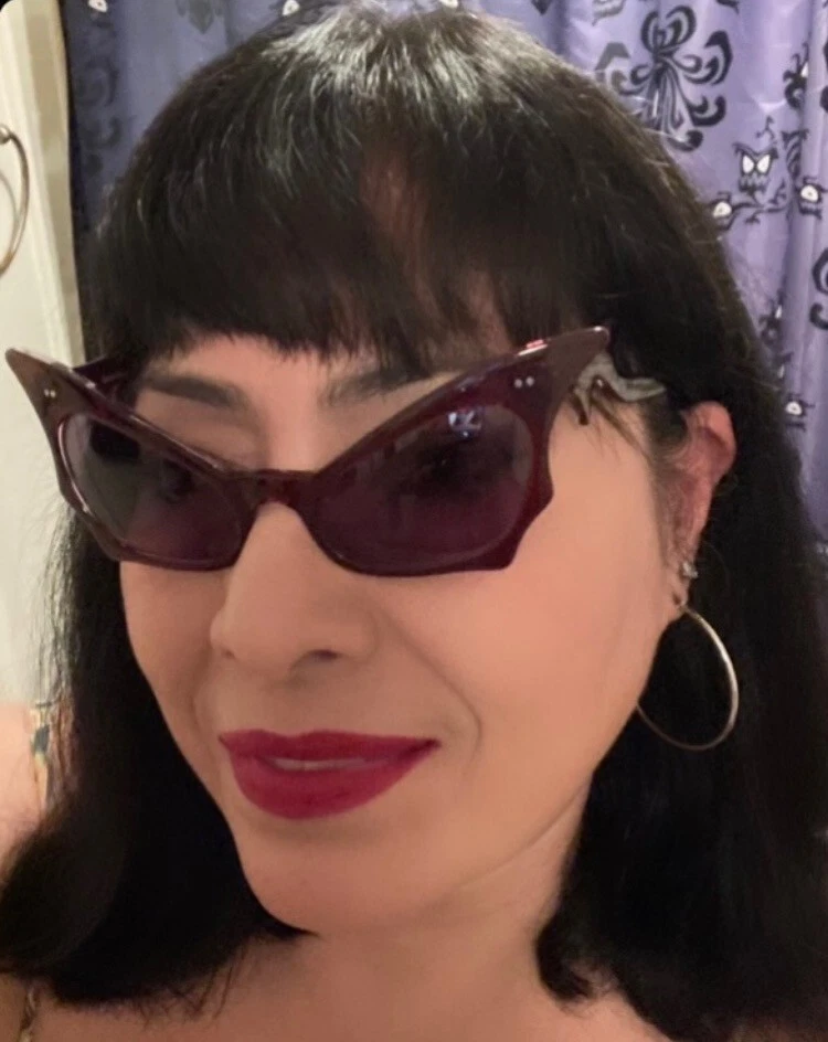 Gafas de sol para mujer vintage inspiradas ojo de gato/rockabilly/góticas Foto 2 de 4