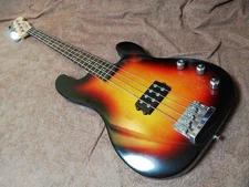 ☆Brand unknown☆OPB plebe type similar to G&L☆Active circuit☆ item? ☆Used good