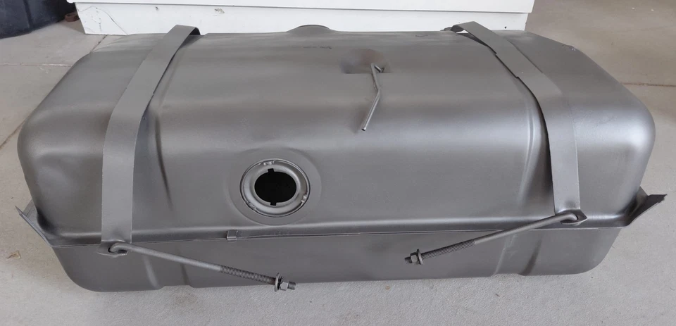 1970-77 AMC Gremlin Gas Tank Kit - Image 3 of 4