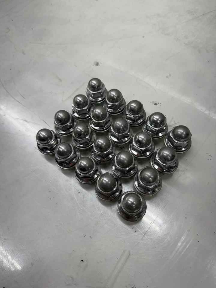 Juego de 20 tuercas de rueda OEM 2018-2025 Mitsubishi Eclipse Cross Foto 3 de 4