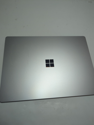 Microsoft Surface Laptop 5 13.5” Touch i5-1235U 8GB RAM 256GB SSD Platinum - Picture 4 of 6
