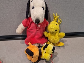 SNOOPY AND FRIENDS COLLECTION