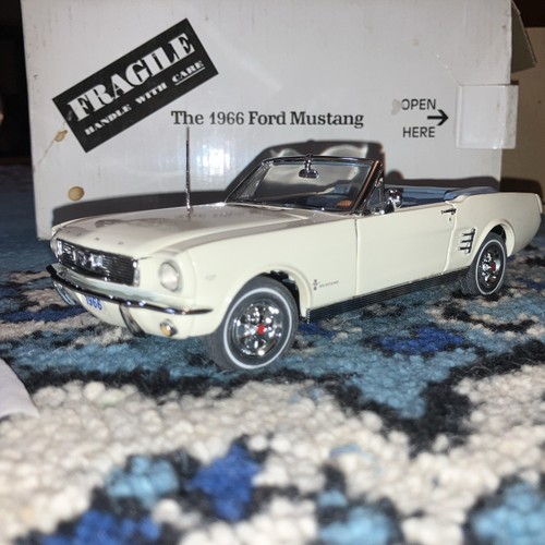 Danbury Mint 1966 Ford Mustang Convertible White OG PAPERWORK