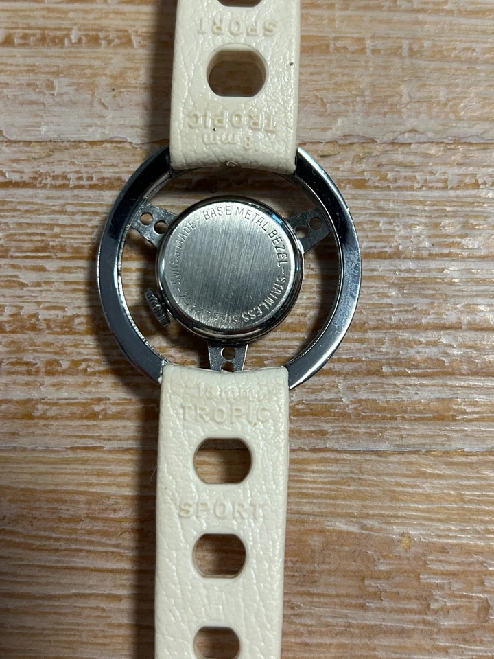 Reloj Volante BMW Hecho en Suiza Antigua Inglaterra Raro De Colección SS Venta Inmobiliaria Foto 3 de 3