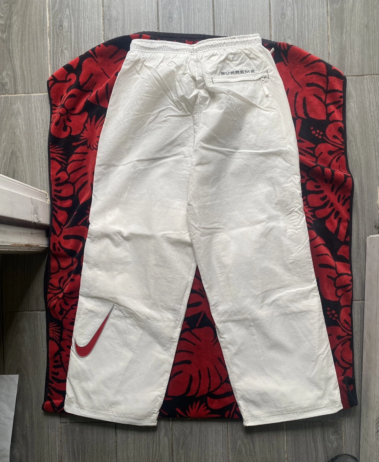 Pantalon de piste Supreme Nike Ripstop taille moyenne
