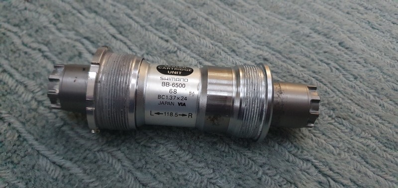 Shimano Ultegra BB-6500 Bottom Bracket - 118.5 X 1.37 X 24 68mm 262899
