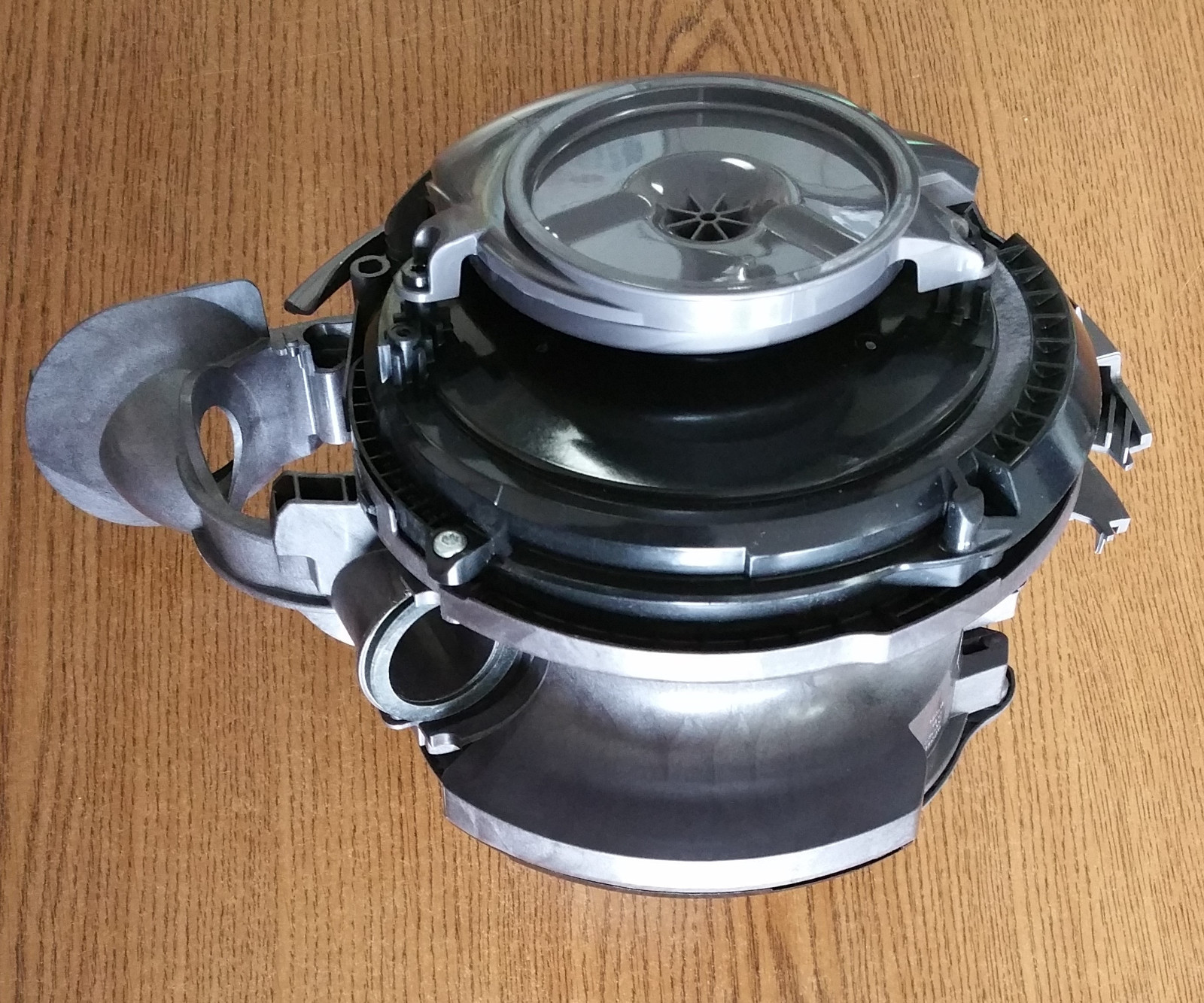 GENUINE DYSON DC40 VACUUM MOTOR BUCKET ASSEMBLY NO MOTOR 92460301