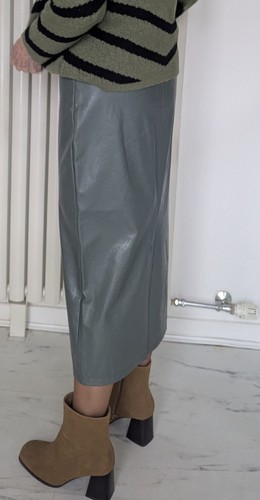 Pistachio Green Faux Leather Skirt - Picture 5 of 5