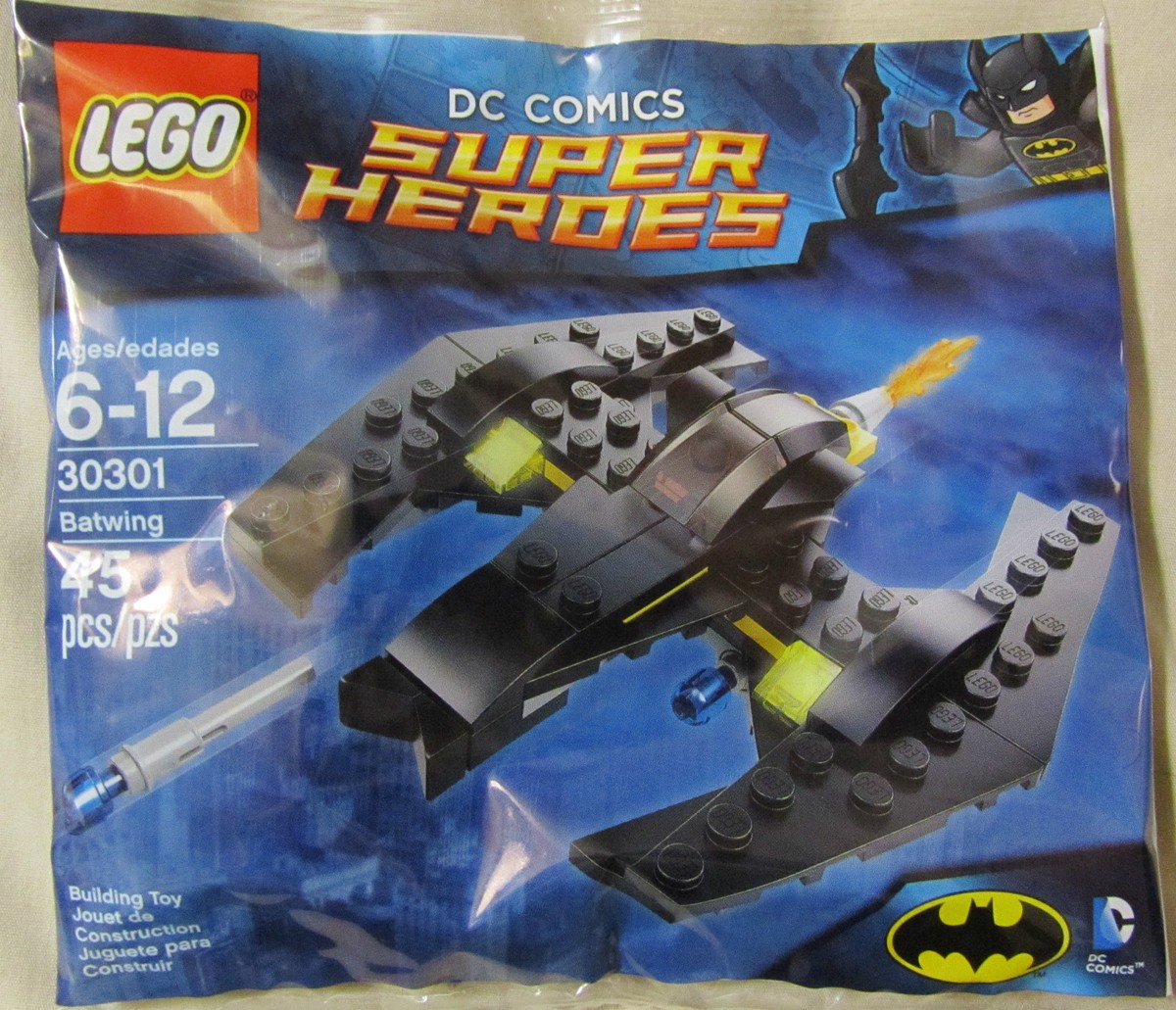 Lego 30301 BATWING ~ DC Comics Super Heroes ~ 45 Piece Poly Bag