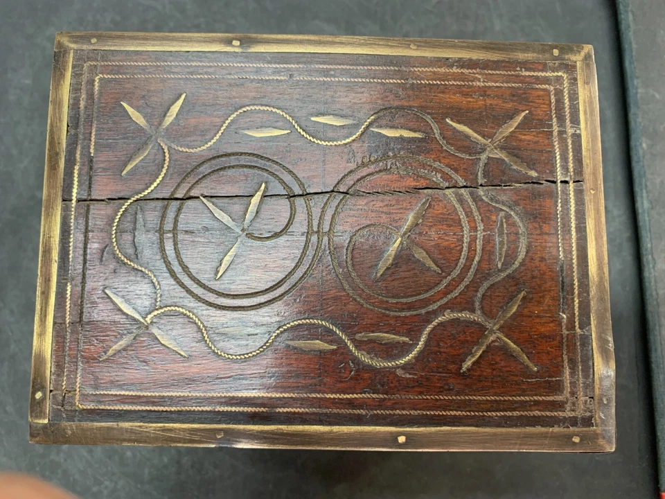 1890's Antique Hand Crafted Wooden Brass Indian Jewelry Box With Safety Key Lock - Image 3 of 4