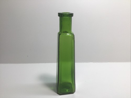 Small Antique Bright Grassy Green Pyramid Shaped Perfume/scent Bottle. - Picture 5 of 5