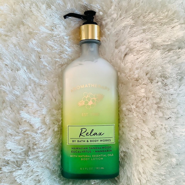 Bath & Body Works Aromatherapy RELAX Body Lotion Hawaiian Sandalwood