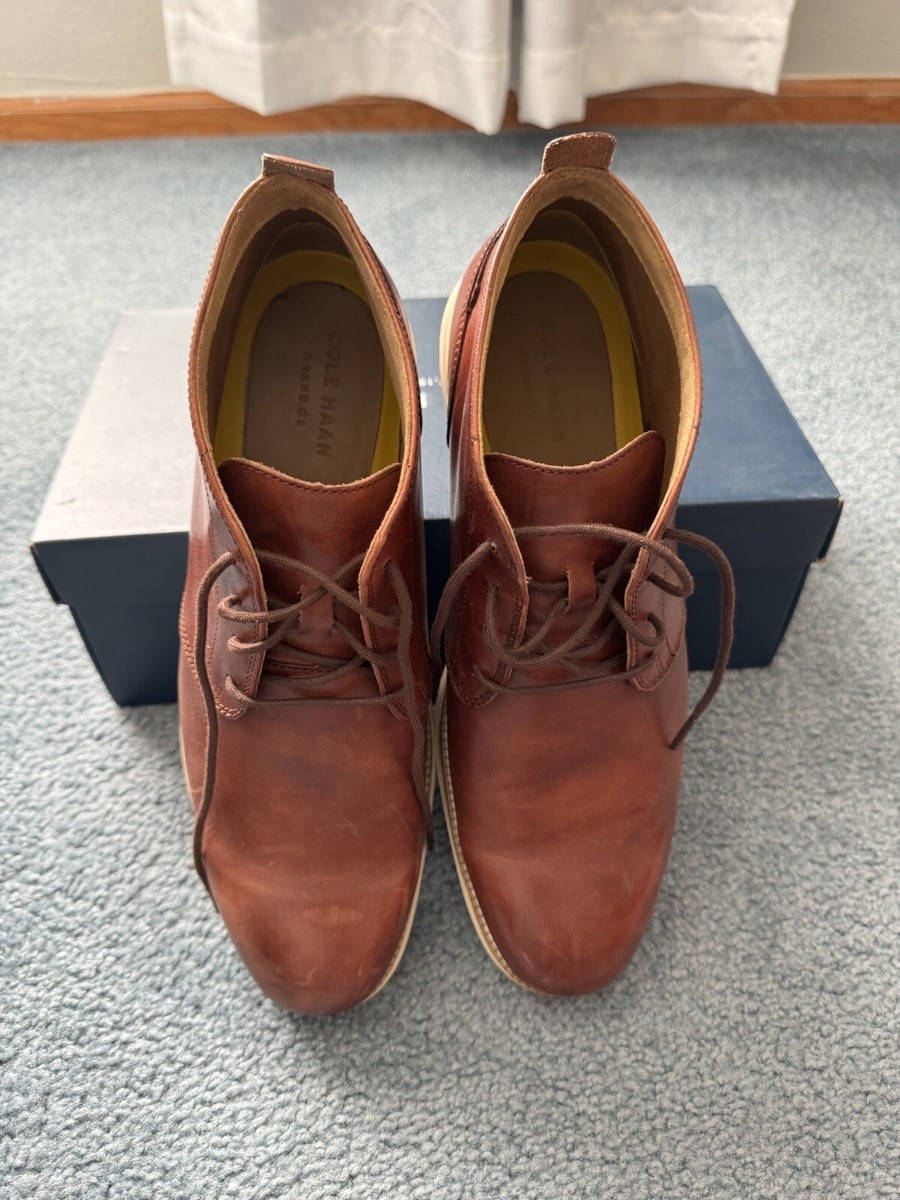 Cole Haan Men display picture 1