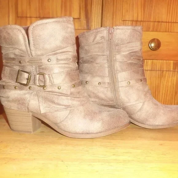 So pine store women's boots