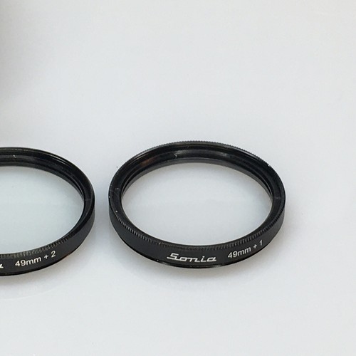 Sonia 49mm Close Up Filter Set *Macro * 1 * 2 * 4 * W/ Nikon Cover and Case - Picture 8 of 12