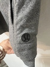 Lululemon Savasana Wrap Drape Jacket Cowl Neck Snap Closure Yoga Gray Size 4