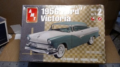 AMT/ERTL Skill 2 Model Kit Factory Sealed 1956 Ford Victoria 1:25 Plastic