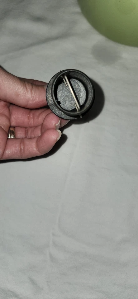 Copco Tea Kettle Avacodo Green 2 QT Whistling Stainless Steel Enamel Wilton - Image 4 of 4