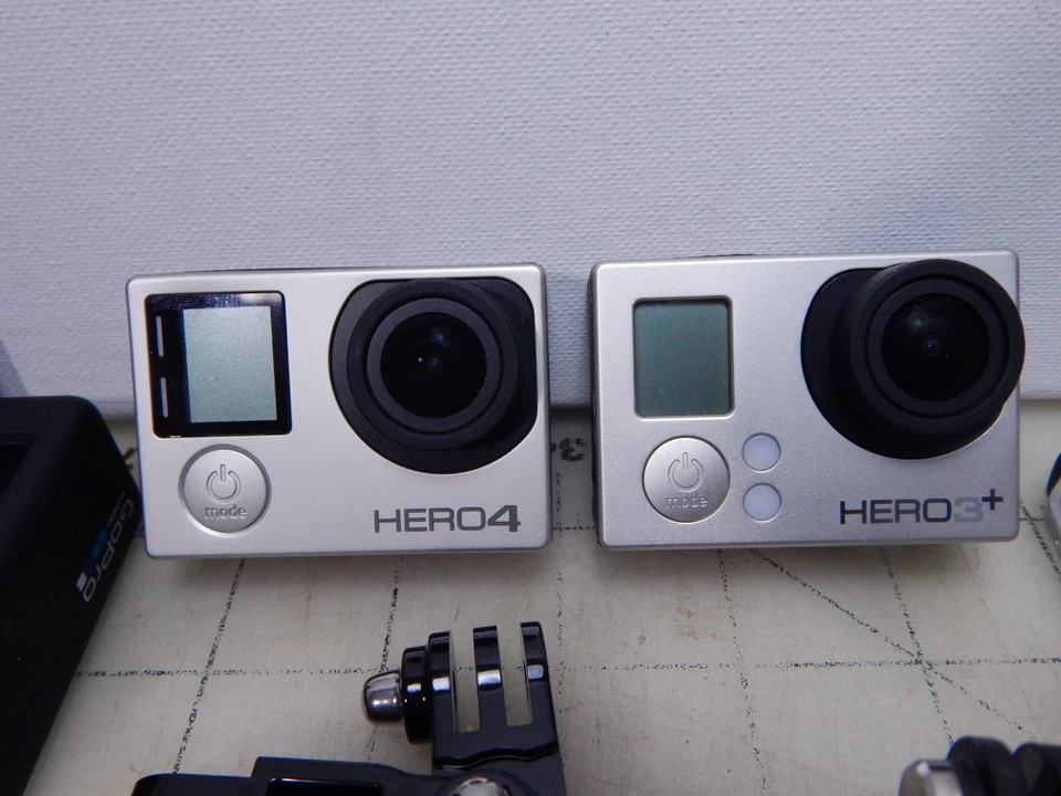 GoPro HERO 4 & 3 Action Camera Bundle Waterproof Mounts Harnesses Extras WORKS! - Image 3 of 4