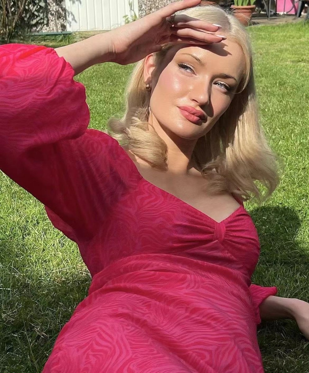 rixo pink zebra dress The 5 Microtrends You'll See All Over Zara This Summer