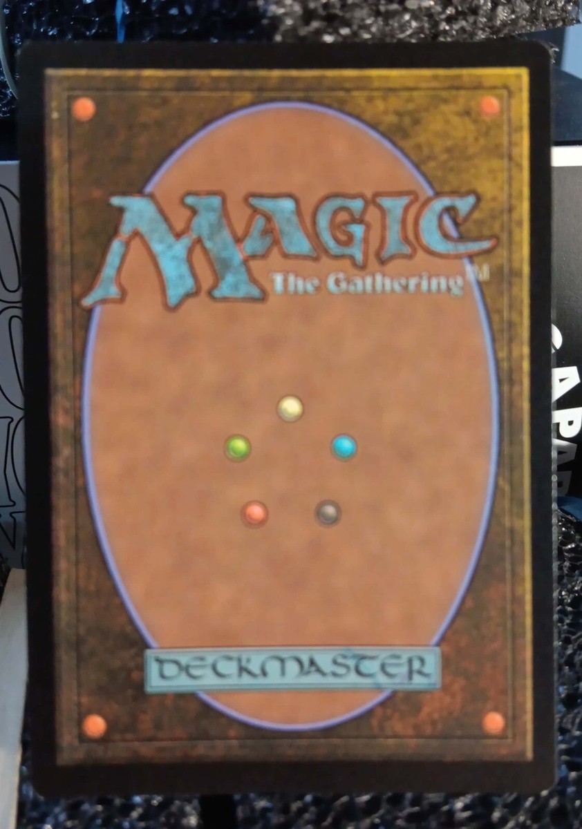 MTG Island 275/281 Foil Basic Land Streets of New Capenna MTG Card