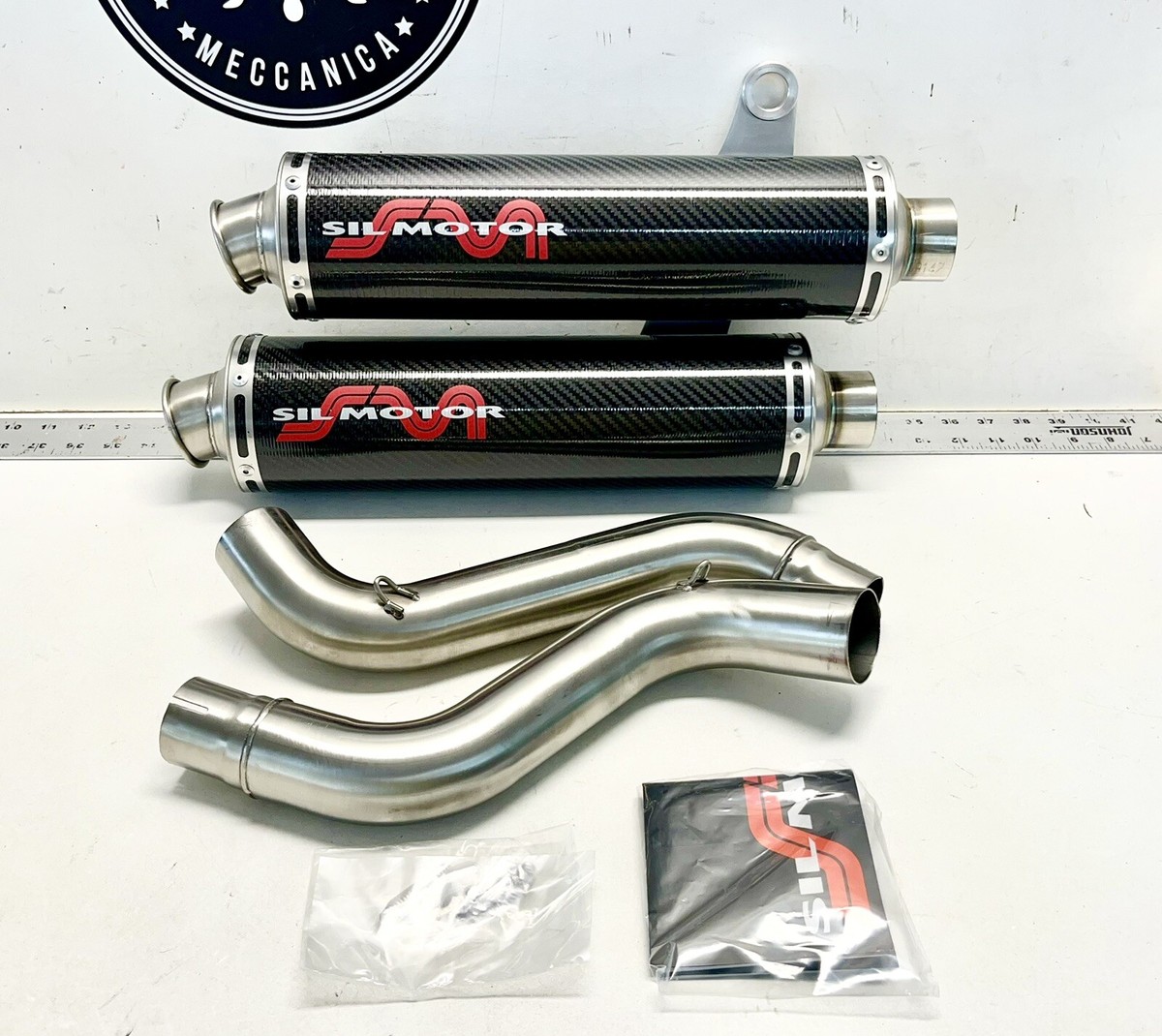 New Ducati Monster S4R Sil Motor Bolt Slip On Dual Exhaust Carbon