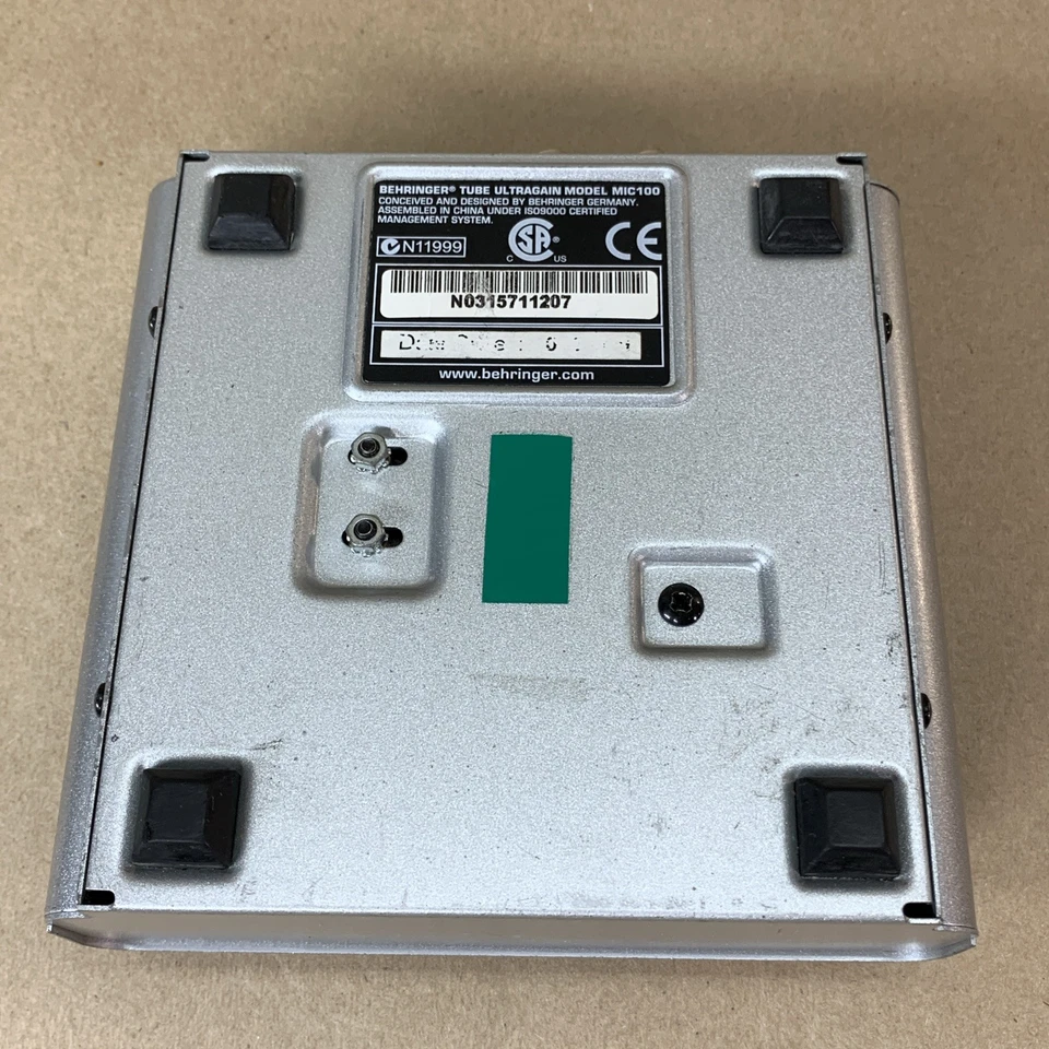 Behringer Tube Ultragain MIC100 Vacuum Tube Preamplifier with Limiter UNTESTED - Image 2 of 4