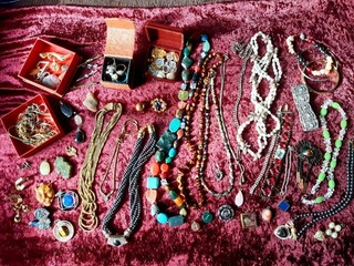 Konvolut Alter Modeschmuck Aus Nachlass Teils Antik Vintage Echte Halbedelsteine