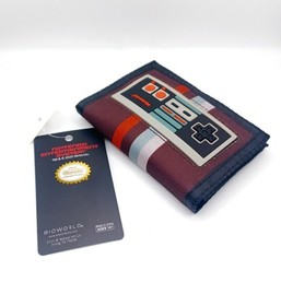 Nintendo Controller Tri-Fold Wallet Classic NES Controller