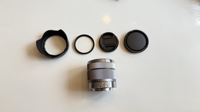 TOP Zust. Sony Objektiv SEL1855 E OSS E-Mount 18-55 Alpha Schwarz